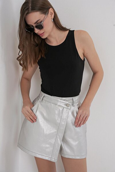 Hiccup Μίνι σορτς φούστα με ψηλόμεσο μεταλλικό ύφασμα με κουμπιά BDART