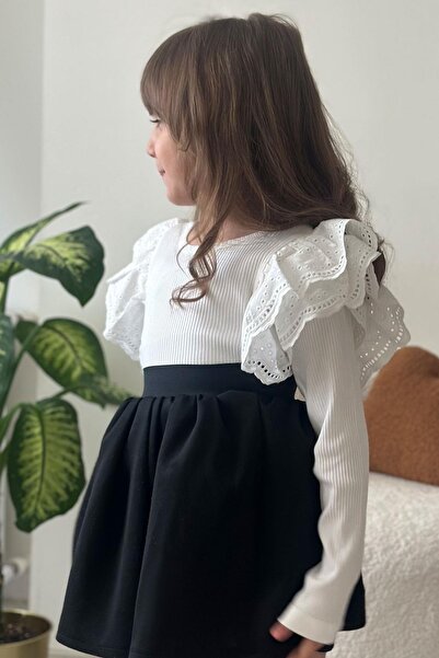 Breeze Μακρυμάνικο μπλουζάκι για κορίτσια με λουλουδάτο κέντημα στους ώμους και λεπτομέρεια από γκουίπορ, ηλικία 3-7 ετών, εκρού