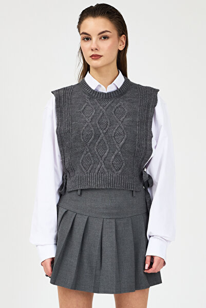 DazzUp Women's Argyle Patterned Sweater