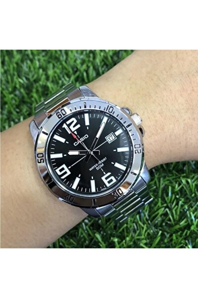 Casio Men's Watch Collection MTP-VD MTP-VD01D-1B