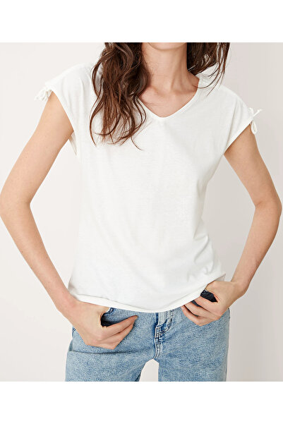 s.Oliver Tricou, Alb