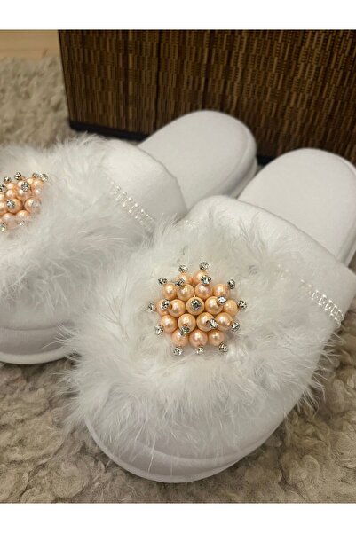 Fiyonks Atölye طقم شباشب وتيجان للأمهات، مصنوع حسب الطلب مع بروش من الريش، طقم للأم