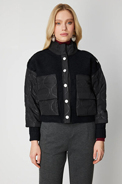 On Fashion Quilted Detailed Coat with Flap Pocket -60711