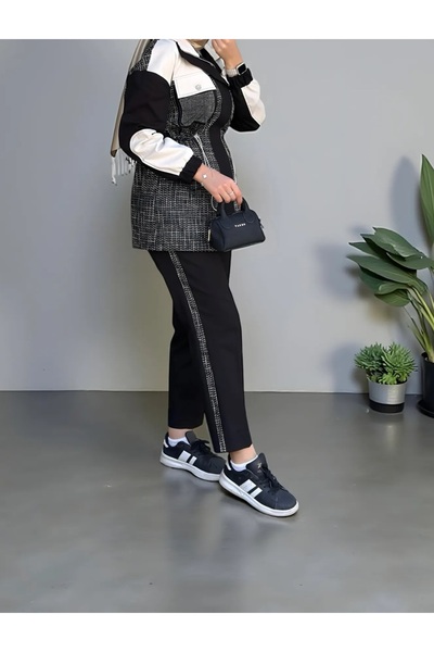 my312 - 1530 - Set with Stone Closetings