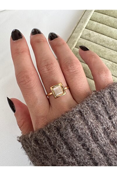 ringbox Gold Square Pearlescent Steel Ring