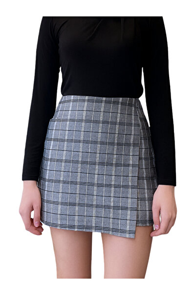 Qualia Butik Women's Plaid Mini Shorts Skirt