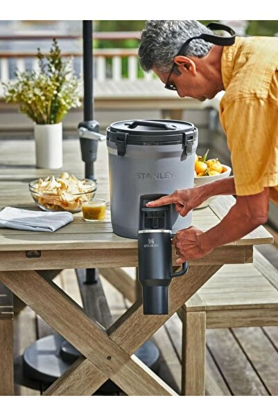 Generic Stanley Quencher H2.0 FlowState Vacuum-Insulated Stainless Steel Tumbler with Straw 40oz