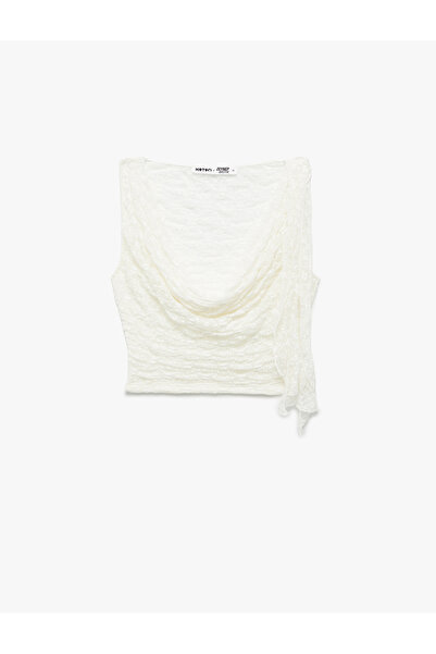 Koton Slim Fit Sleeveless Degaje Collar Lace Crop Blouse