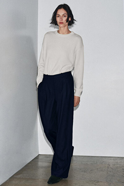 Açelya Okcu Premium Ballard Mid-Waist Wide-Leg Woven Pants