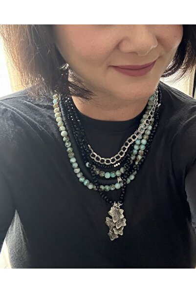 Naskosta Nyx's Breath Leaf Detailed Multi-Design Necklace