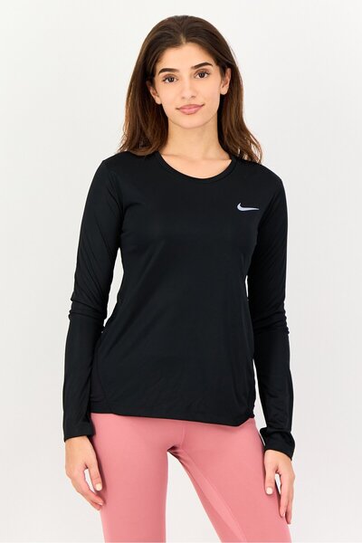 Nike Women Standard Fit Long Sleeve Running Top, Black