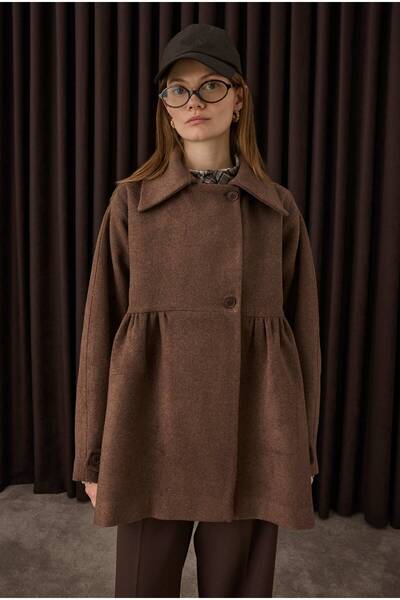 HEQA λεπτομέρεια με σούρες Παλτό Camel