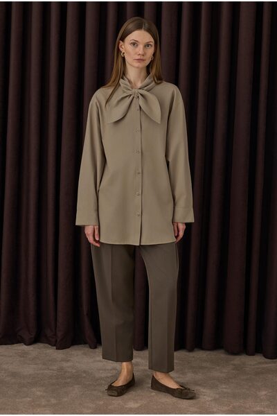 HEQA Πουκάμισο με φιόγκο Latte