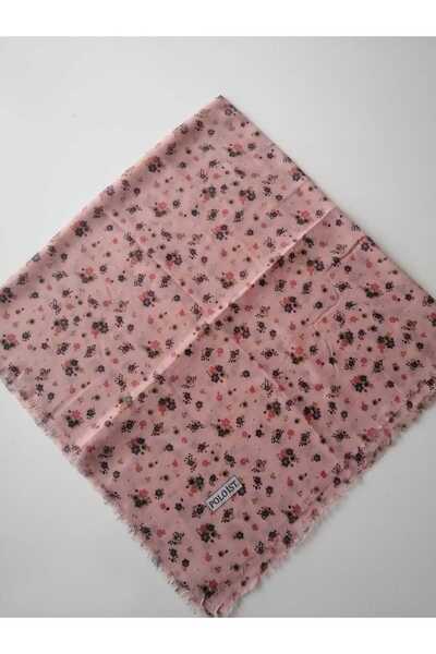 Bonjela Polo este o eșarfă cu franjuri