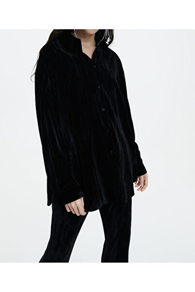 Reserved Camasa, Negru