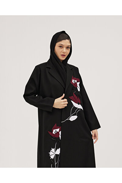 SOROSE SA عباية بليزر كتان نص كلوش بتطريز ورود وشك وياقة كلاسيكية – لون أسود