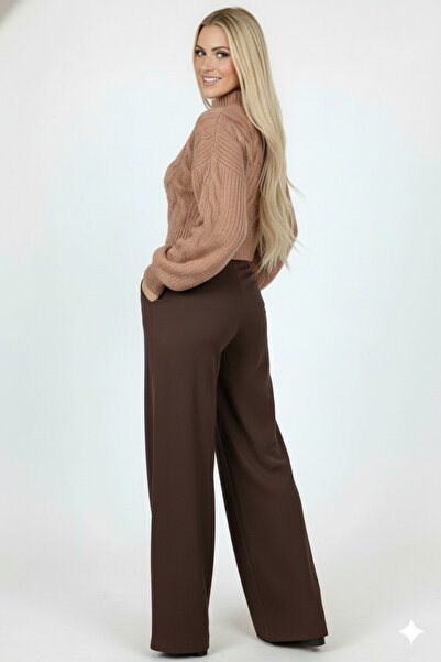 Millionaire Γυναικείο πλεκτό πουλόβερ με χοντρό πλέγμα σε ανοιχτό καφέ χρώμα με μισό ζιβάγκο