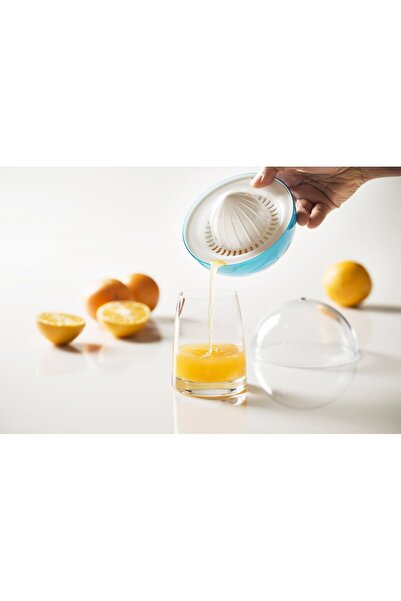 Omada Manual presses and juicers -- MOVIDA 3-piece manual citrus juicer - White