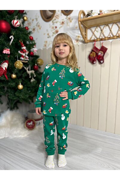 YİGİT BUTİK New Year's Themed Girls' Pajama Set