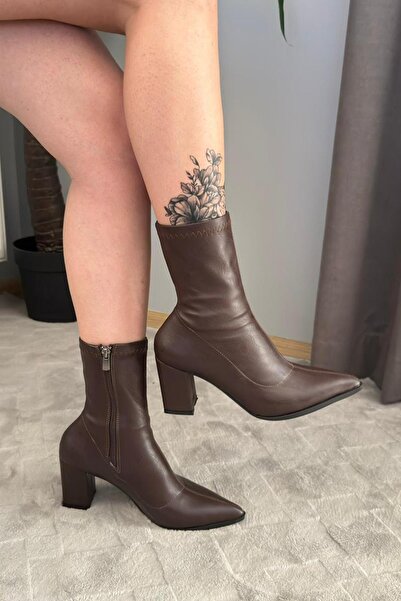 asmi shoes Γυναικείες μπότες Volga καφέ με φερμουάρ 8 εκ. με τακούνι με πάχος 8 εκ.