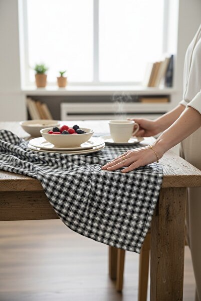 Sofline 100% Cotton Checkered Table Cloth (170X170 cm) |   Pötikare Picnic Mat