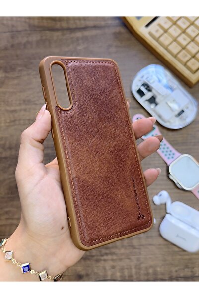 MTL Samsung Galaxy A70 Compatible Premium Leather Textured Impact Resistant Nasal Silicone Case