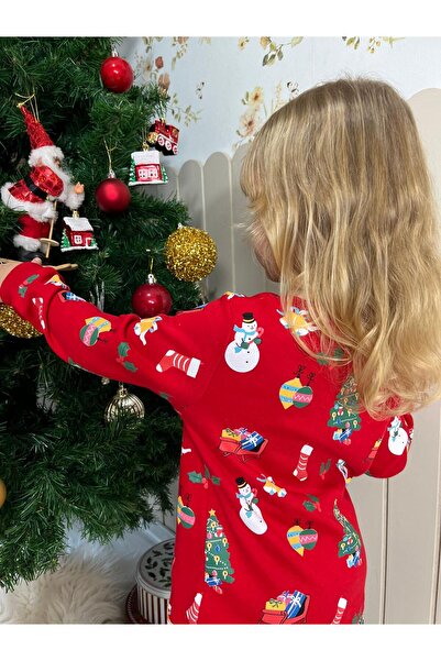 YİGİT BUTİK New Year's Themed Girls' Pajama Set