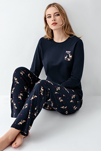 White Velvet Women's Navy Blue Color 100% Cotton Round Neck Long Sleeve Deer Printed Pajamas Set