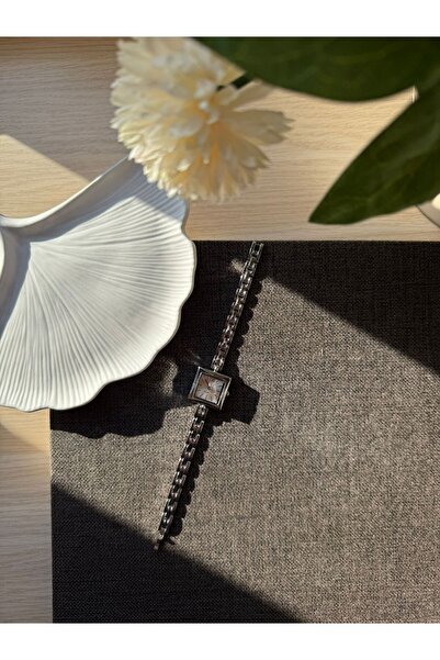 rubsey Retro Minimal Metal Cord Vintage Women's Wristwatch Gold