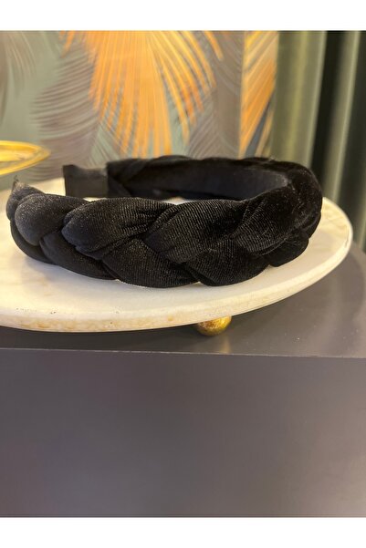 gozdeasutayaccessory تاج مخملي أسود