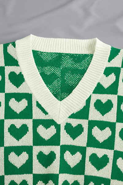 BY CAESAR Heart Soft Special Mold Sweater