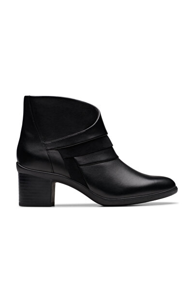 CLARKS Women's Black Shaya Sky Ankle Boot