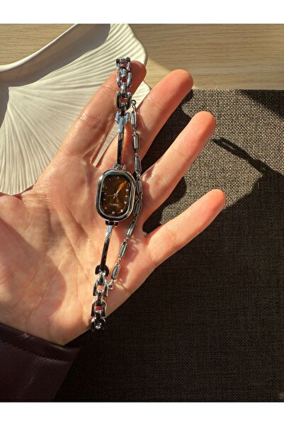 rubsey Retro Minimal Metal Cord Vintage Women's Wristwatch Red Inside