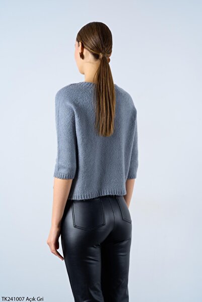 cemo Crew Neck Raglan Sleeve Knit Sweater