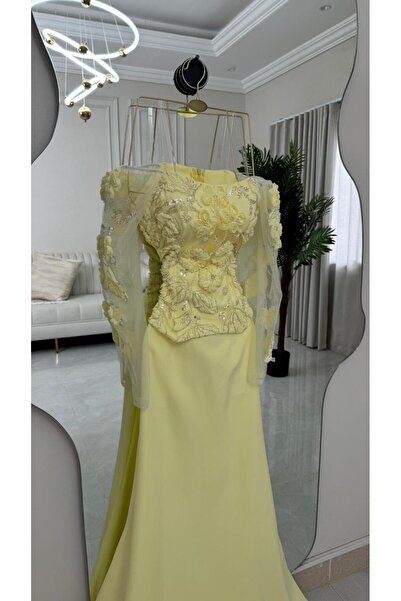berlanty Women's evening dress with 3D embroidery and sheer sleeves - elegant light yellow