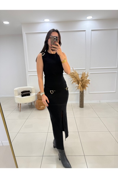 Butik Aksesuar Detaylı Yırtmaçlı Triko Etek