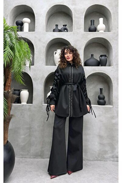 Cardella Διπλό σετ με παντελόνι από ύφασμα Premium Skuba με πέτρινη διακόσμηση και λεπτομέρεια με λαβή βολάν