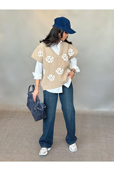 Lavanta Tekstil Rose Embroidered Shirt Sweater Set