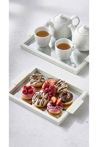 Generic A versatile serving tray set with a perfect design