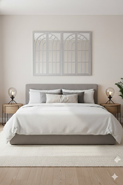 Generic Elegant mirror set with a luxurious frame, 97 x 66 cm