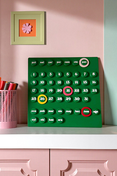 Decolera Sonsuz Takvim Türkçe Yılbaşı Temalı (4 Halkalı Ring-A-Date) | 23x23 cm | Masaüstü & Duvar