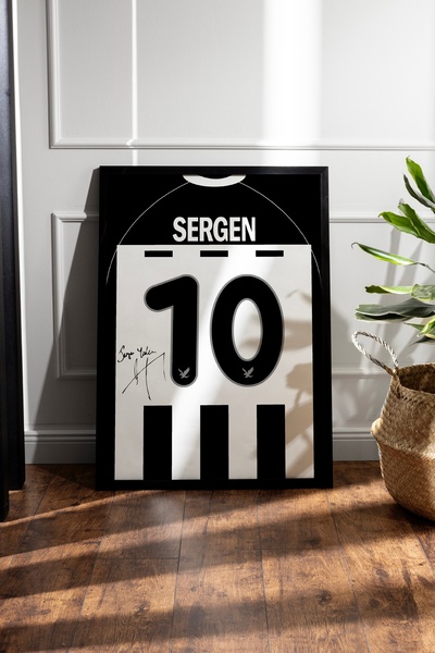 Base Concept Sergen Yalçın 10 İmzalı Poster Tablo (Çerçeveli)