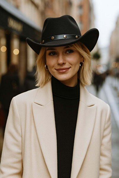 ibeeka قبعة رعاة البقر النسائية ذات اللون الأسود مع تفاصيل مزينة بالمسامير