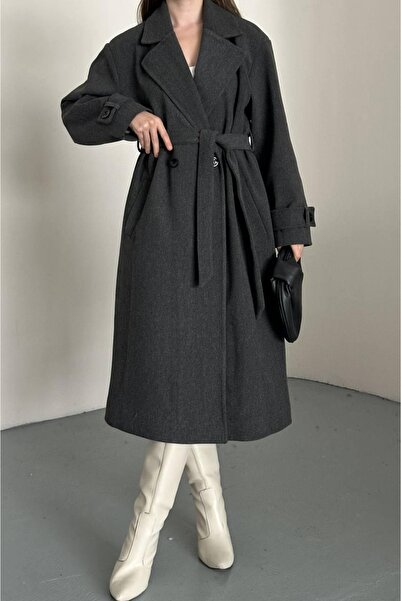 Genel Markalar KUŞAKLI DÜĞME DETAYLI KAŞE KABAN