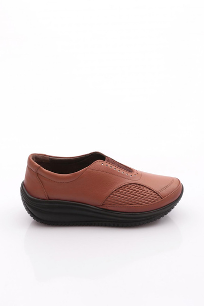 DGN 304 Women's Comfort Shoes