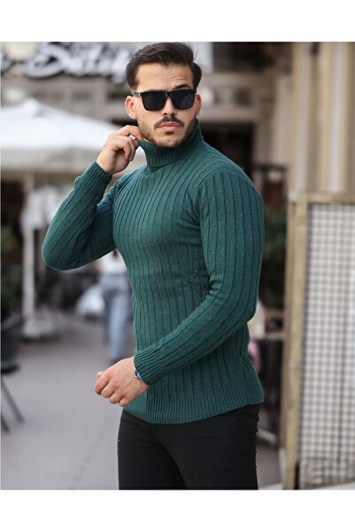 Daniel Lucci Men's Plus-Size Loose-Fit Turtleneck High-Neck Sweater