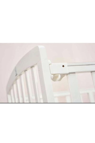 BABYBEBE Product (Wooden crib measuring 120 x 60 cm, opens from the mother's side)
