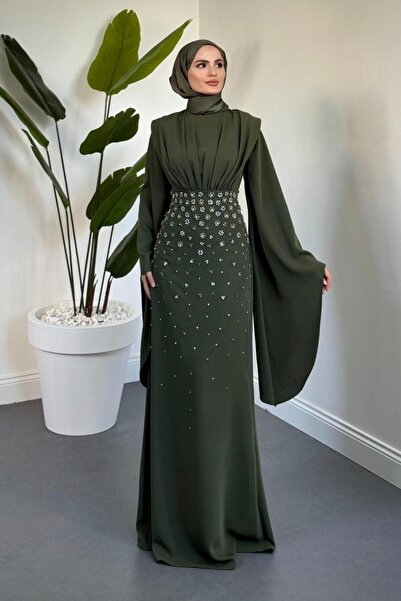 MERVEN AKYÜZ Valmera Taşlı Kolları Asimetrik Kesim Abiye Haki