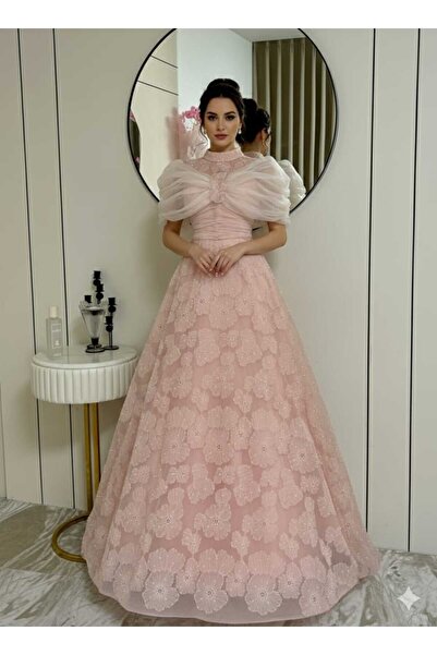 Generic Pink "Princess" evening dress with floral embroidery and fluffy tulle