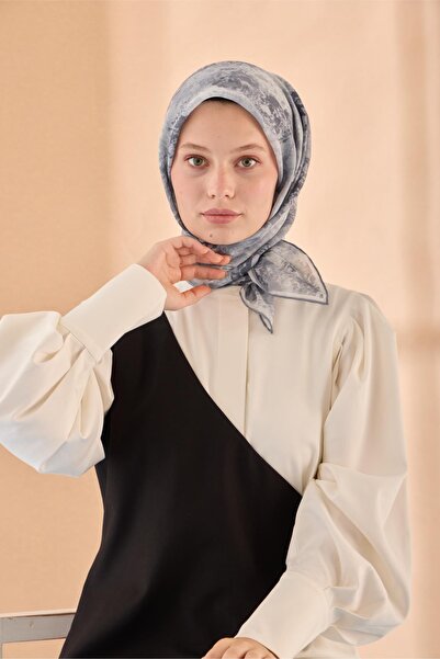 Silk Home Φουλάρι από οργανικό βαμβάκι με ραμμένες χειροποίητες άκρες με σχέδιο κήπου με χαμομήλια